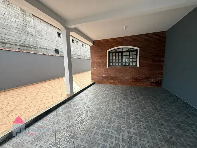 Sobrado com 250m² 3 quartos e 2 banheiros, para alugar, no bairro Vila Prel em São Paulo