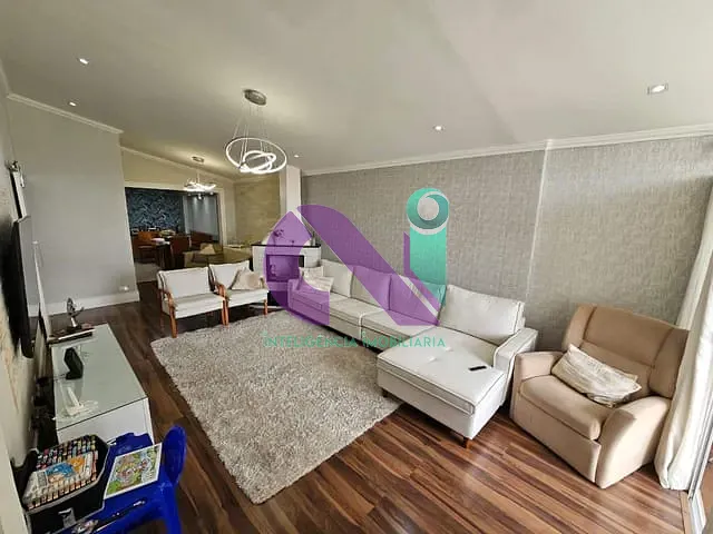Sobrado com 250m² 3 quartos e 3 banheiros, à venda, no bairro Jardim D'Abril em Osasco
