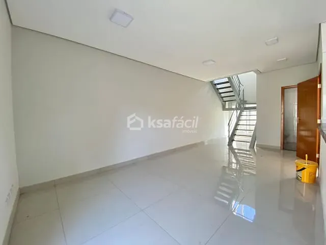 Sobrado com 116m² 3 quartos e 3 banheiros, à venda, no bairro Guanandi em Campo Grande