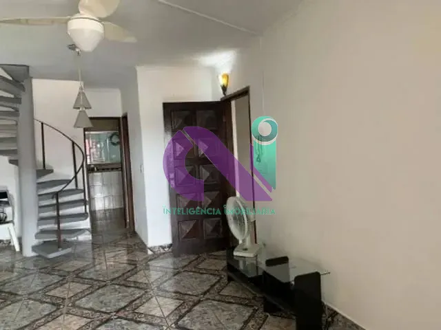 Sobrado 3 quartos e 3 banheiros, à venda ou para alugar, no bairro Vila Yolanda em Osasco