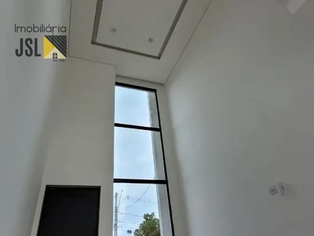 Sobrado com 250m² 3 quartos e 3 banheiros, à venda, no bairro Residencial Colinas em Caçapava