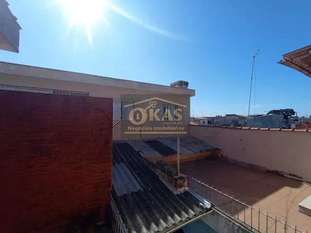Sobrado com 250m² 3 quartos e 1 banheiro, à venda, no bairro Vila Amorim em Suzano
