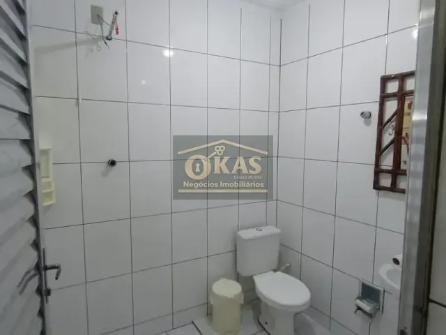 Sobrado com 250m² 3 quartos e 1 banheiro, à venda, no bairro Vila Amorim em Suzano