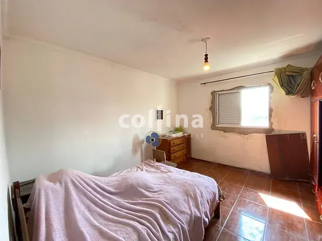 Sobrado com 124m² 2 quartos e 1 banheiro, à venda, no bairro Vila Maria Helena em Carapicuíba