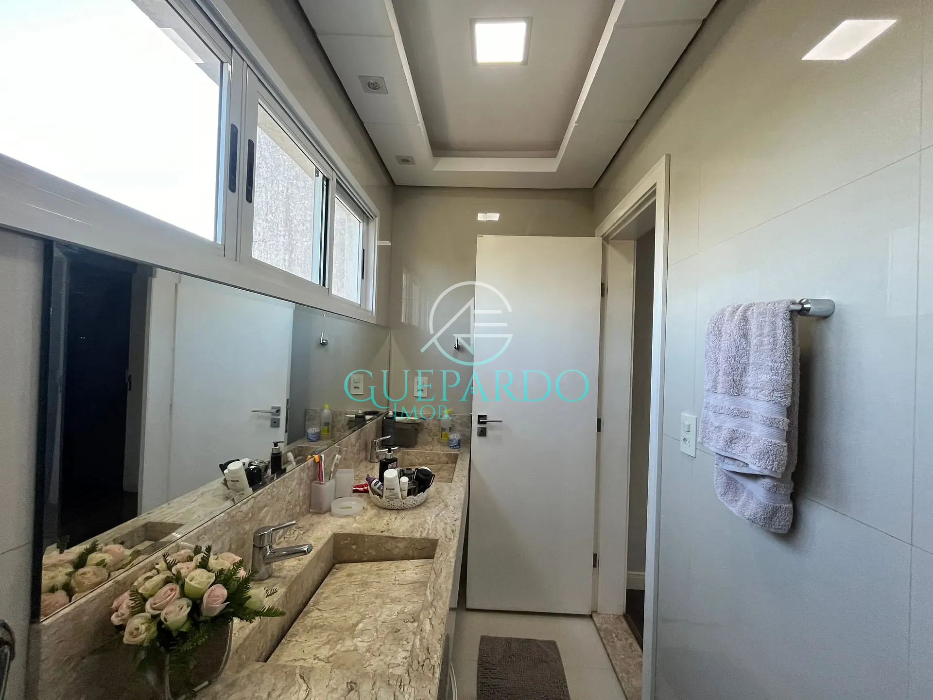 Sobrado, 3 quartos, 365 m² - Foto 23