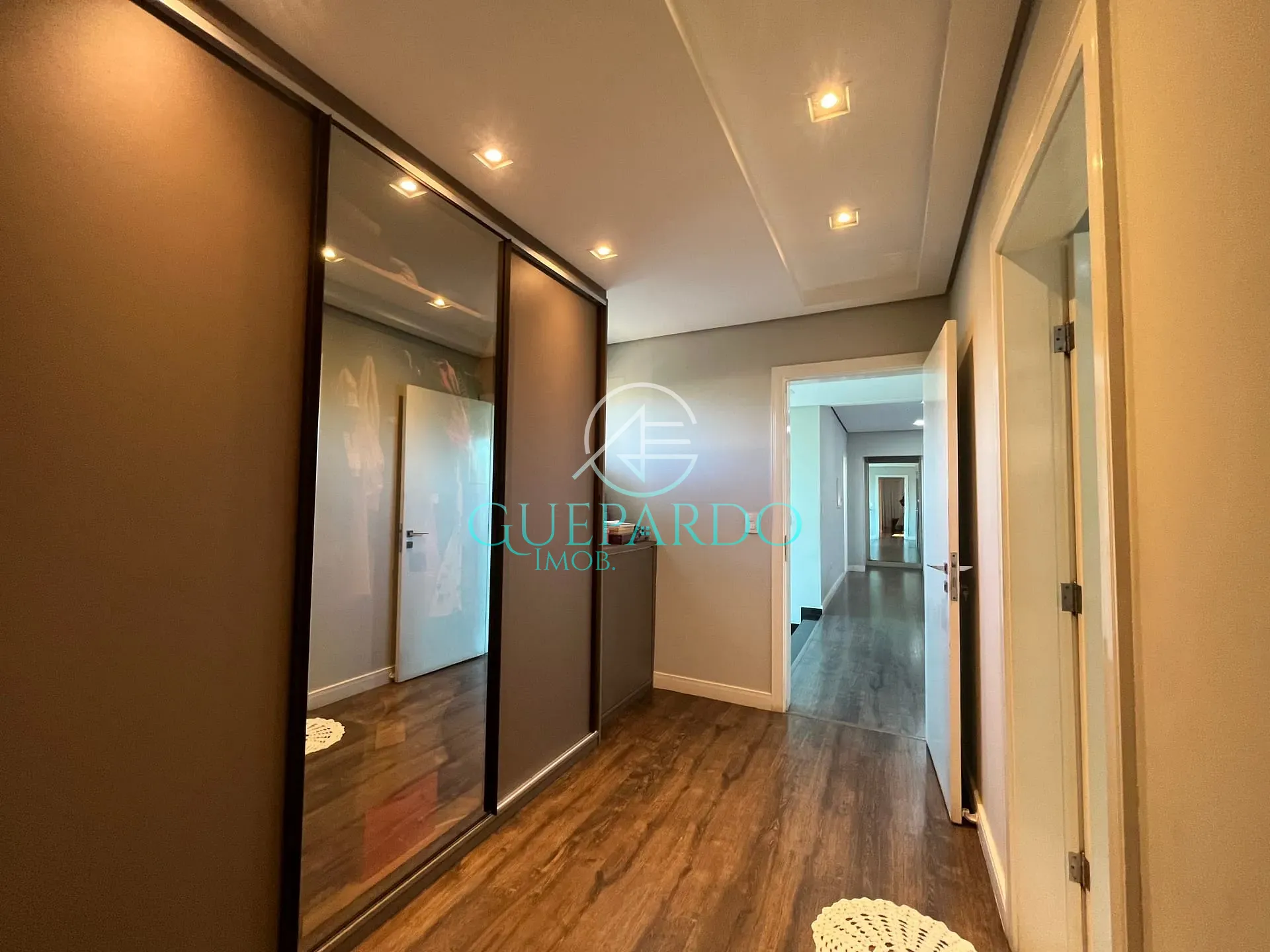 Sobrado, 3 quartos, 365 m² - Foto 32