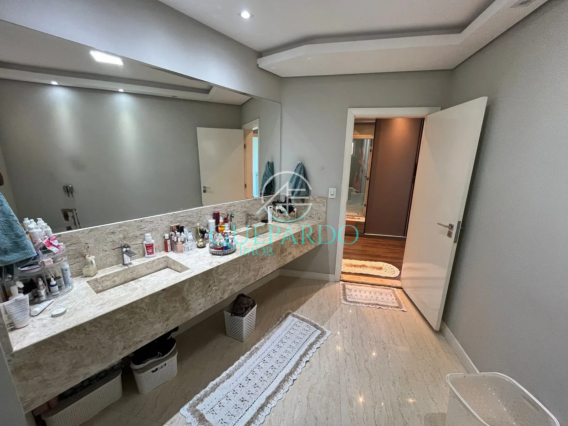 Sobrado, 3 quartos, 365 m² - Foto 35
