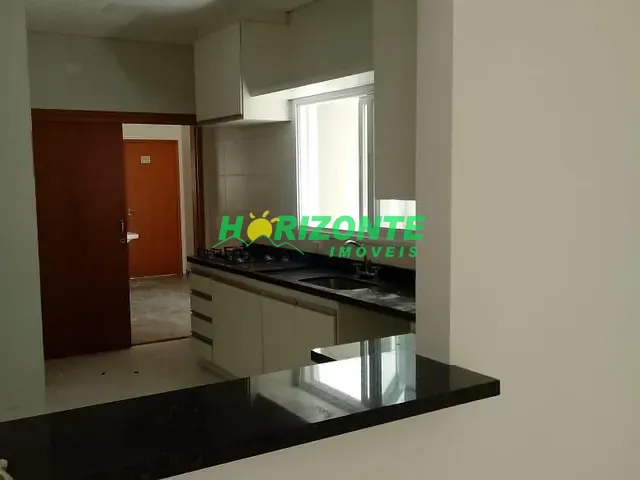 Sobrado com 250m² 3 quartos e 4 banheiros, para alugar, no bairro Urbanova em São José dos Campos