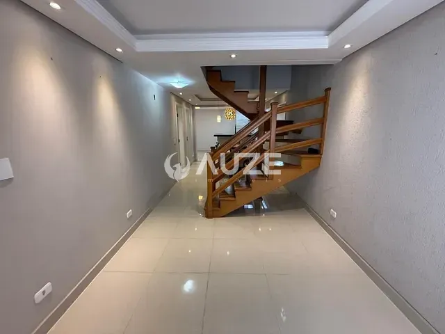 Sobrado com 163m² 4 quartos e 2 banheiros, à venda, no bairro Aristocrata em São José Dos Pinhais