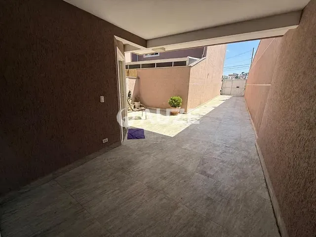Sobrado com 163m² 4 quartos e 2 banheiros, à venda, no bairro Aristocrata em São José Dos Pinhais