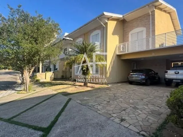 Sobrado com 393m² 4 quartos e 4 banheiros, à venda, no bairro Jardim Santa Clara em Taubaté