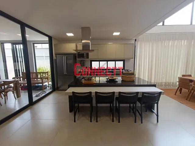 Sobrado com 400m² 3 quartos e 2 banheiros, à venda, no bairro Alto do Castelo em Ribeirão Preto