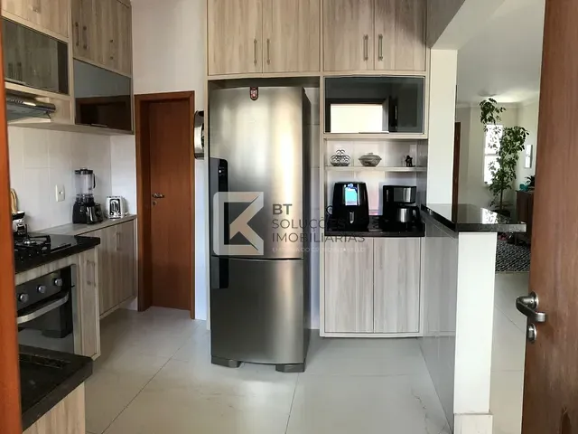 Sobrado com 106m² 3 quartos e 2 banheiros, à venda, no bairro Jardim Panorama em Indaiatuba