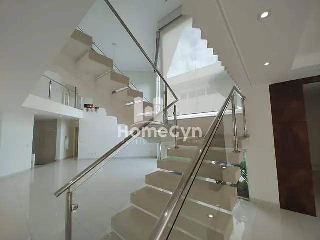 Sobrado com 764m² 4 quartos e 6 banheiros, à venda, no bairro Residencial Alphaville Flamboyant em Goiânia