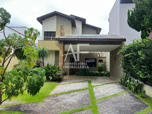Sobrado com 300m² 4 quartos e 5 banheiros, à venda, no bairro Esplanada Independência em Taubaté
