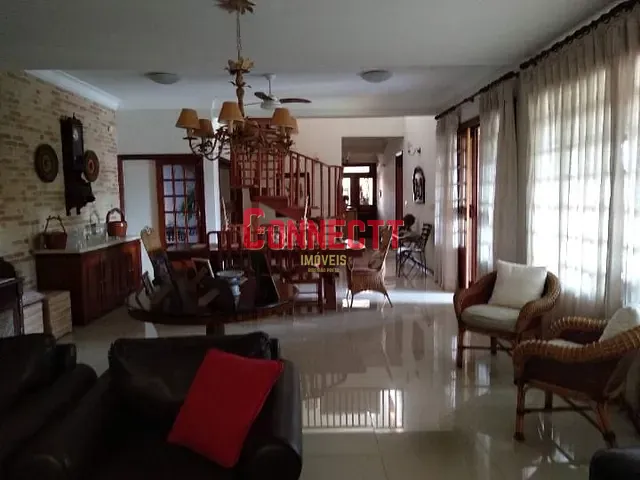 Sobrado com 635m² 4 quartos e 5 banheiros, à venda, no bairro Jardim Recreio em Ribeirão Preto
