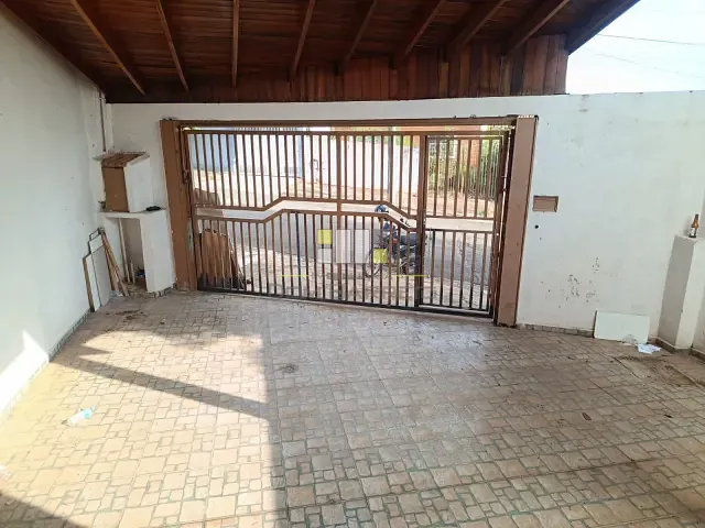 Sobrado 2 quartos e 2 banheiros, para alugar, no bairro Parque Residencial Florença em Sumaré