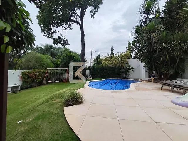 Sobrado com 987m² 4 quartos e 5 banheiros, à venda, no bairro Jardim Santa Rita em Indaiatuba