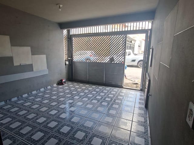 Sobrado 3 quartos e 2 banheiros, para alugar, no bairro Vila Constança em São Paulo