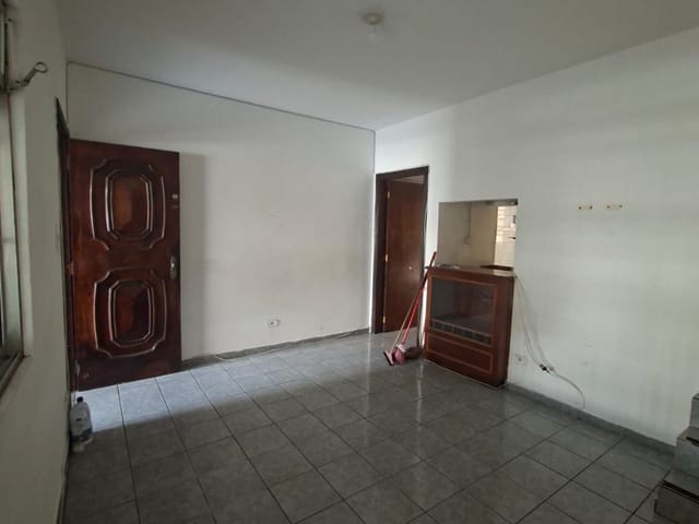 Sobrado 3 quartos e 2 banheiros, para alugar, no bairro Vila Constança em São Paulo