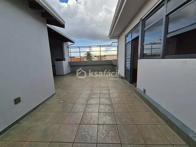 Sobrado com 480m² 6 quartos e 4 banheiros, à venda, no bairro Jardim Paulista em Campo Grande