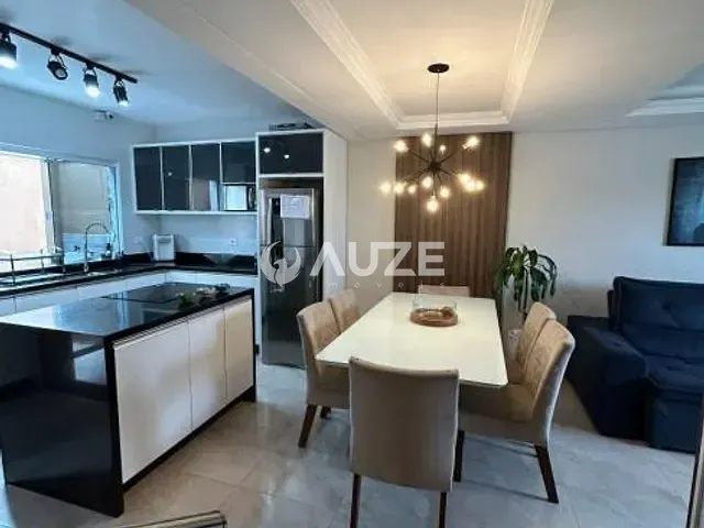 Sobrado com 133m² 3 quartos e 3 banheiros, à venda, no bairro Umbará em Curitiba