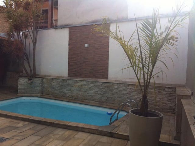 Foto do Sobrado - Sobrado à venda 4 Quartos, 1 Suite, 2 Vagas, 256M², Jardim das Indústrias, São José dos Campos - SP | RUSSI IMÓVEIS