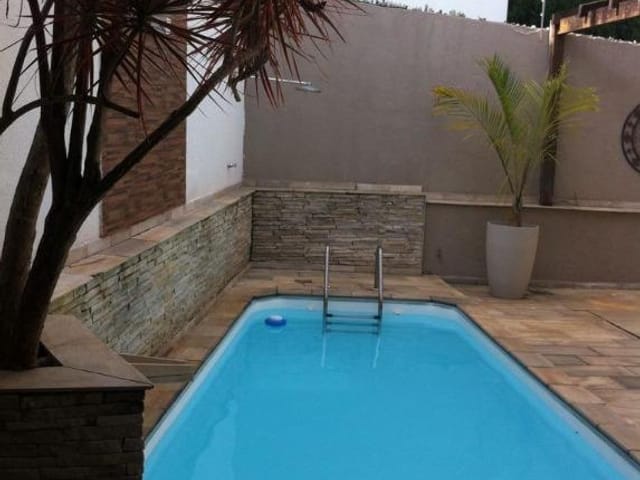 Foto do Sobrado - Sobrado à venda 4 Quartos, 1 Suite, 2 Vagas, 256M², Jardim das Indústrias, São José dos Campos - SP | RUSSI IMÓVEIS