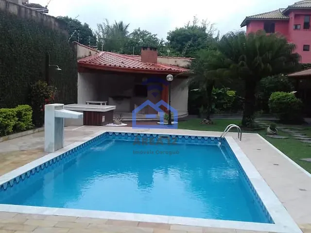 Sobrado com 142m² 2 quartos e 2 banheiros, à venda, no bairro Martim de Sá em Caraguatatuba