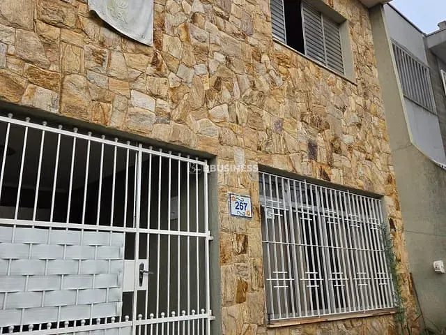 Sobrado com 183m² 4 quartos e 4 banheiros, à venda, no bairro Jardim Monções em Santo André