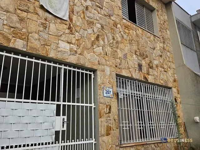 Sobrado com 183m² 4 quartos e 4 banheiros, à venda, no bairro Jardim Monções em Santo André