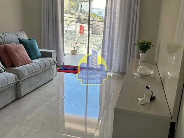 Sobrado com 250m² 4 quartos e 2 banheiros, à venda, no bairro Jardim Tupã em Barueri