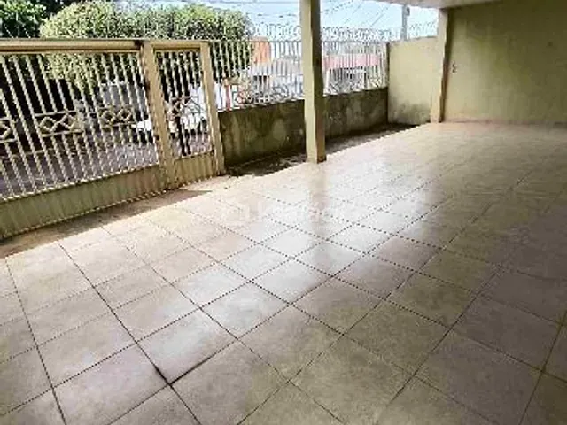 Sobrado com 250m² 3 quartos e 5 banheiros, à venda, no bairro Parque dos Novos Estados em Campo Grande