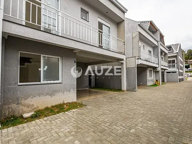 Sobrado com 151m² 3 quartos e 3 banheiros, à venda, no bairro São João em Curitiba