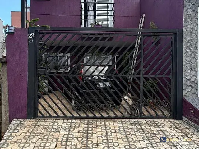 Sobrado 2 quartos e 1 banheiro, à venda, no bairro Vila Valparaíso em Santo André