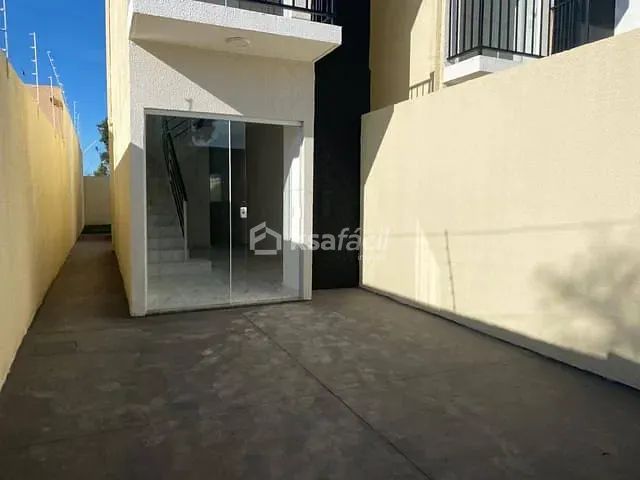 Sobrado com 120m² 2 quartos e 2 banheiros, à venda, no bairro Jardim Anache em Campo Grande