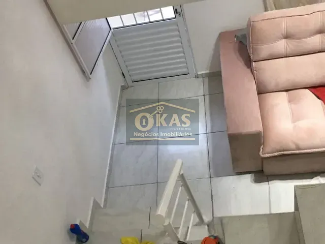 Sobrado com 57m² 2 quartos e 2 banheiros, à venda, no bairro Caxangá em Suzano