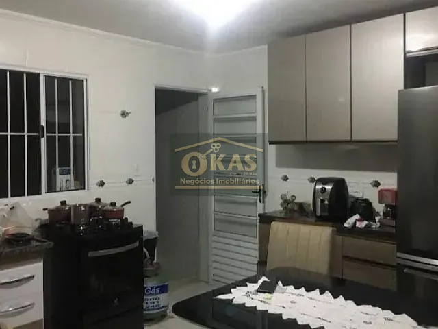 Sobrado com 57m² 2 quartos e 2 banheiros, à venda, no bairro Caxangá em Suzano