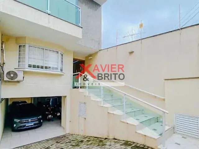 Sobrado 3 quartos e 5 banheiros, à venda, no bairro Cidade Mãe do Céu em São Paulo