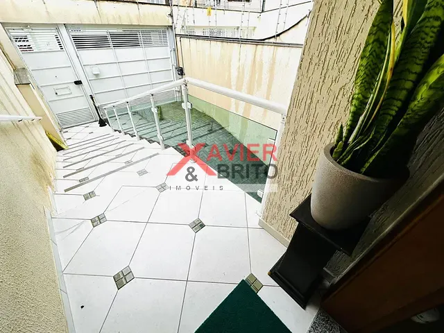 Sobrado 3 quartos e 5 banheiros, à venda, no bairro Cidade Mãe do Céu em São Paulo