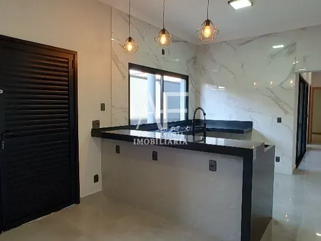 Sobrado com 200m² 3 quartos e 2 banheiros, à venda, no bairro Chácara do Visconde em Taubaté