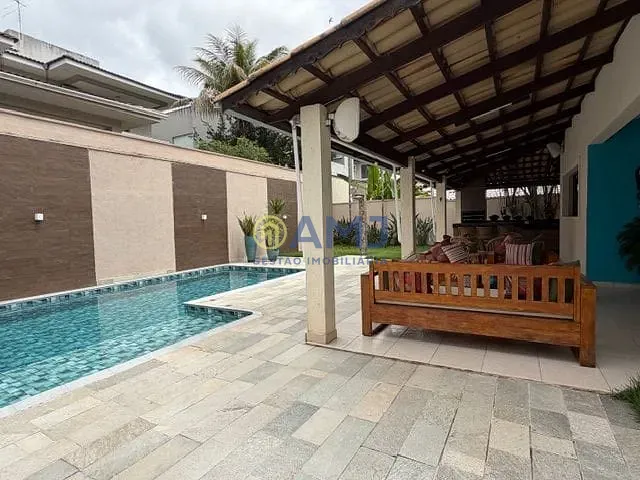 Sobrado com 490m² 4 quartos e 5 banheiros, à venda, no bairro Residencial Granville em Goiânia