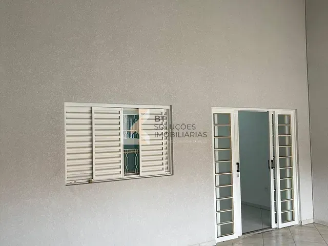 Sobrado com 130m² 4 quartos e 2 banheiros, à venda, no bairro Jardim Hubert em Indaiatuba
