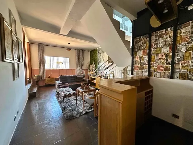 Sobrado com 400m² 6 quartos e 4 banheiros, à venda, no bairro Cohafama em Campo Grande