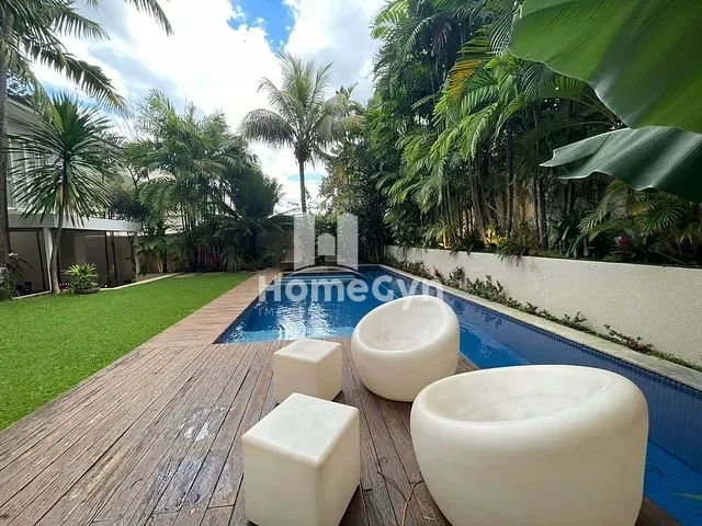 Sobrado com 600m² 4 quartos e 5 banheiros, para alugar, no bairro Jardins Paris em Goiânia