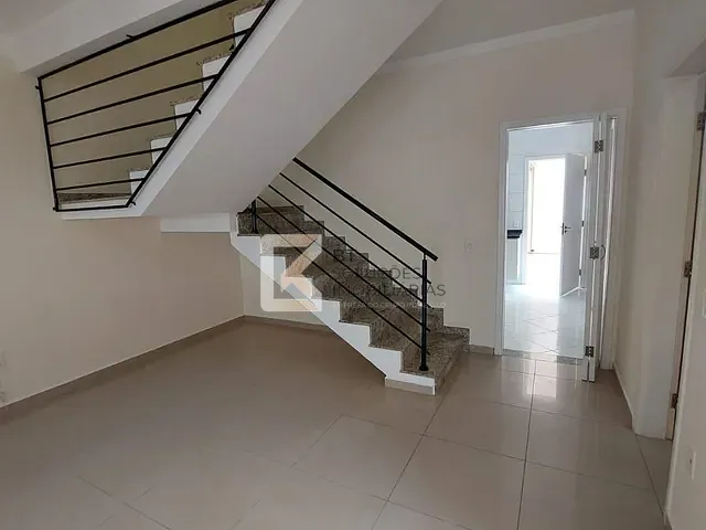 Sobrado com 165m² 3 quartos e 3 banheiros, à venda, no bairro Parque Residencial Indaiá em Indaiatuba