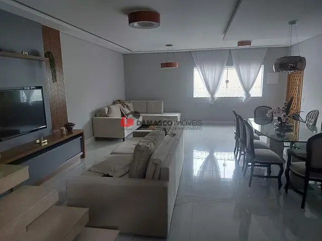Sobrado com 300m², à venda, no bairro Alto da Mooca em São Paulo
