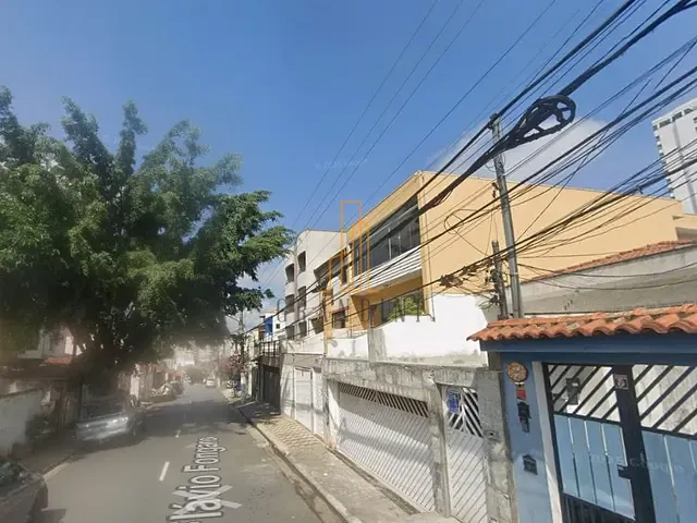 Sobrado com 320m² 4 quartos e 3 banheiros, à venda ou para alugar, no bairro Vila Marlene em São Bernardo do Campo