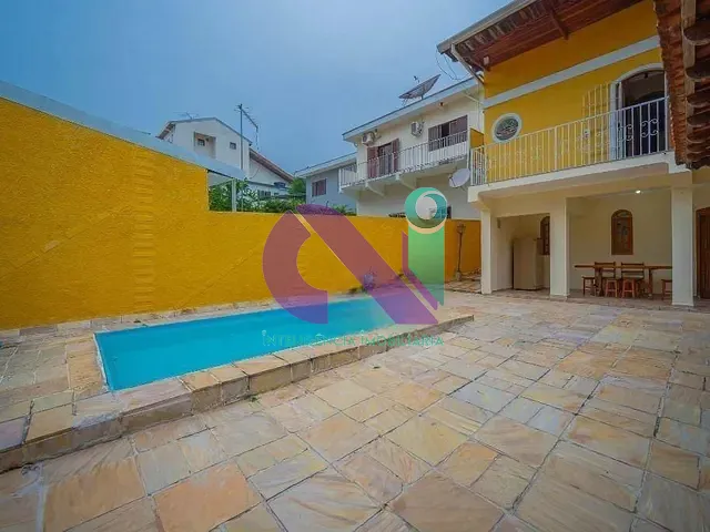 Sobrado com 473m² 5 quartos e 5 banheiros, à venda, no bairro Vila Yara em Osasco