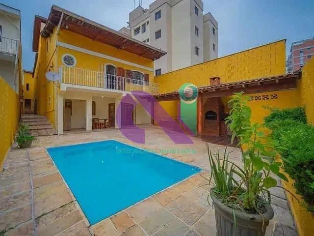 Sobrado com 473m² 5 quartos e 5 banheiros, à venda, no bairro Vila Yara em Osasco